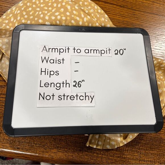 Cupcakes and cashmere mustard color Polka Dot Women's blouse size small - Picture 7 of 12